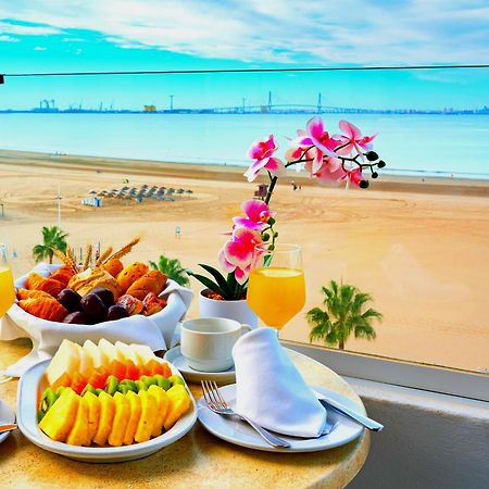 Hotel Puerto Bahia & Spa Ел Пуерто де Санта Мария Екстериор снимка