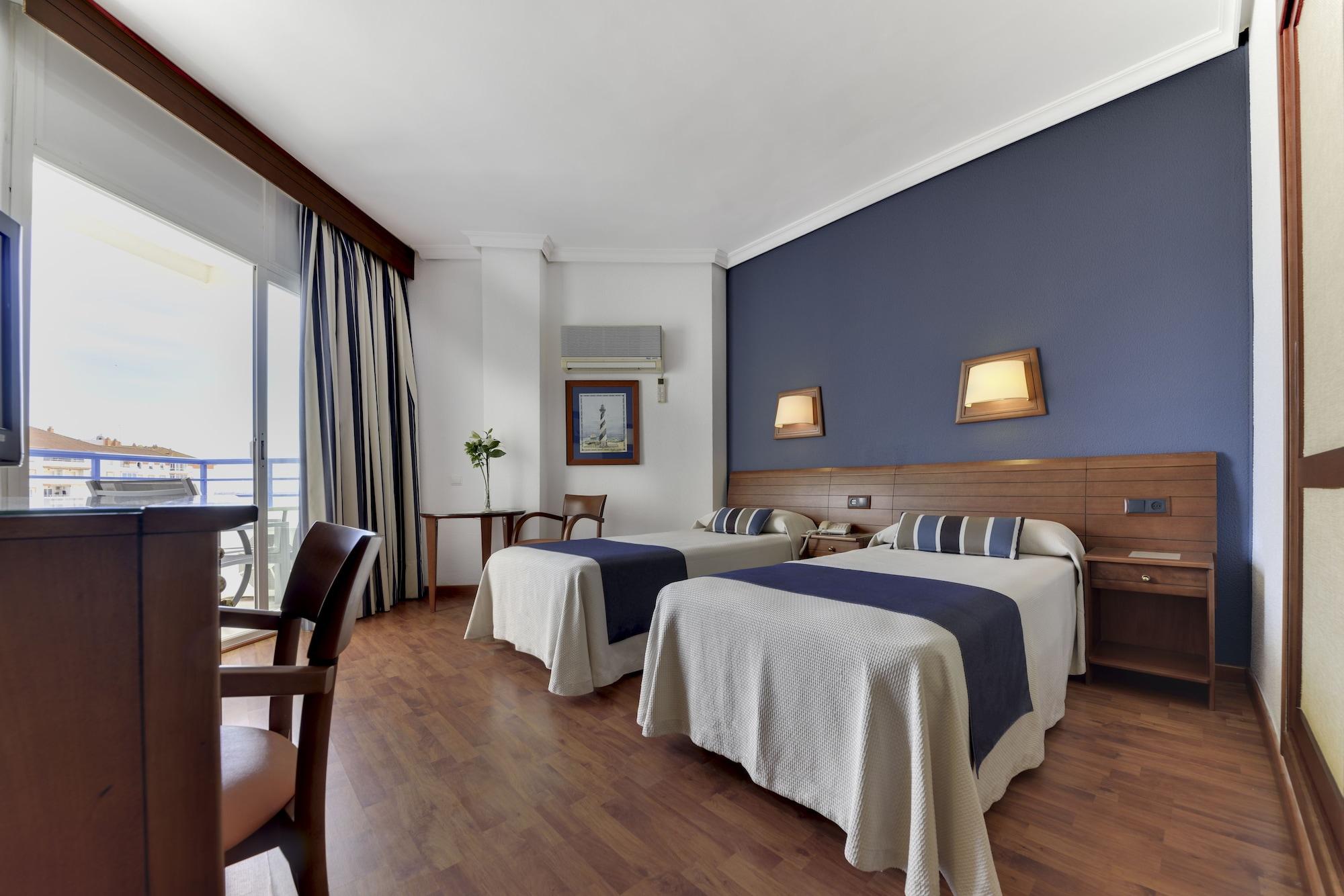 Hotel Puerto Bahia & Spa Ел Пуерто де Санта Мария Екстериор снимка